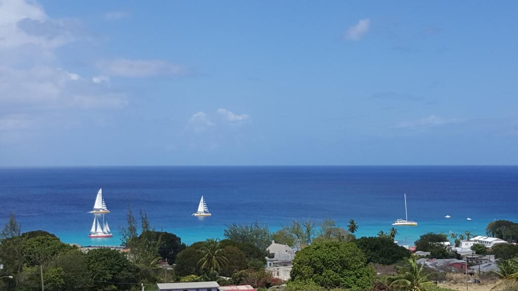 Appartamento Spectacular Ocean View Retreat Saint James Esterno foto